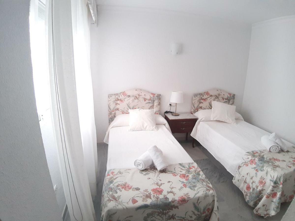 Spacious Beach Flat In Fuengirola - Los Boliches Exteriör bild